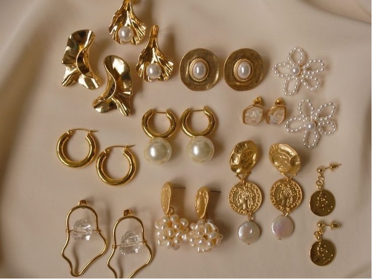 ¿Por qué comprar aretes al por mayor de China en línea La agencia de compras